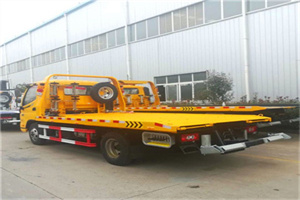 滑县附近拖车救援搭电